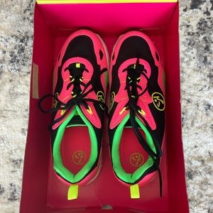 Pink/Green Zumba Air Classic Gym Shoes for Women Size 8